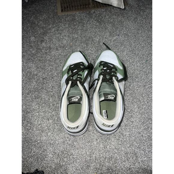 Nike Dunk Low Oil Green Cargo Khaki Size 9 Shoes Retro - Picture 7 of 9